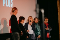 20. Schauspielerin Petra Zieser verkuendet die Entscheidung der Spielfilm-Jury